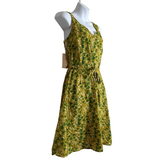 Field Day Made in Oakland Floral Clover Print Wrap Dress Size Large New - Picture 3 of 6